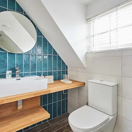 Host & - Damson Σπίτι διακοπών *