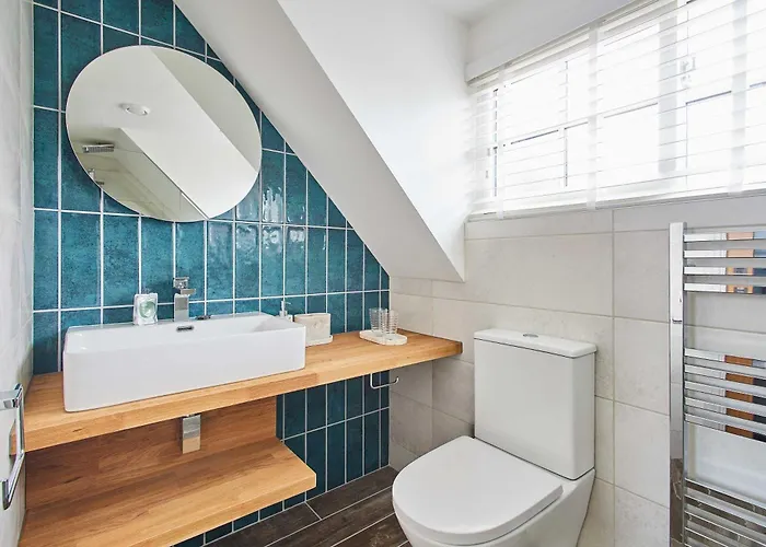 Host & - Damson Hébergement de vacances *